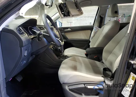 2020 Volkswagen Tiguan S z USA, uszkodzony, nr VIN 3VV0B7AX8LM057841